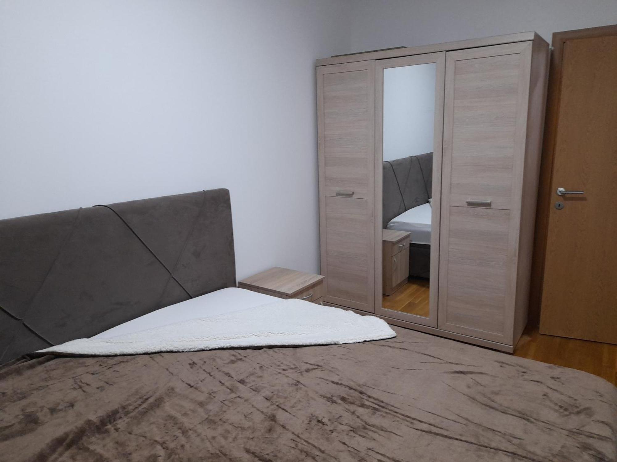 ポドゴリツァOgi Apartmanアパートメント エクステリア 写真